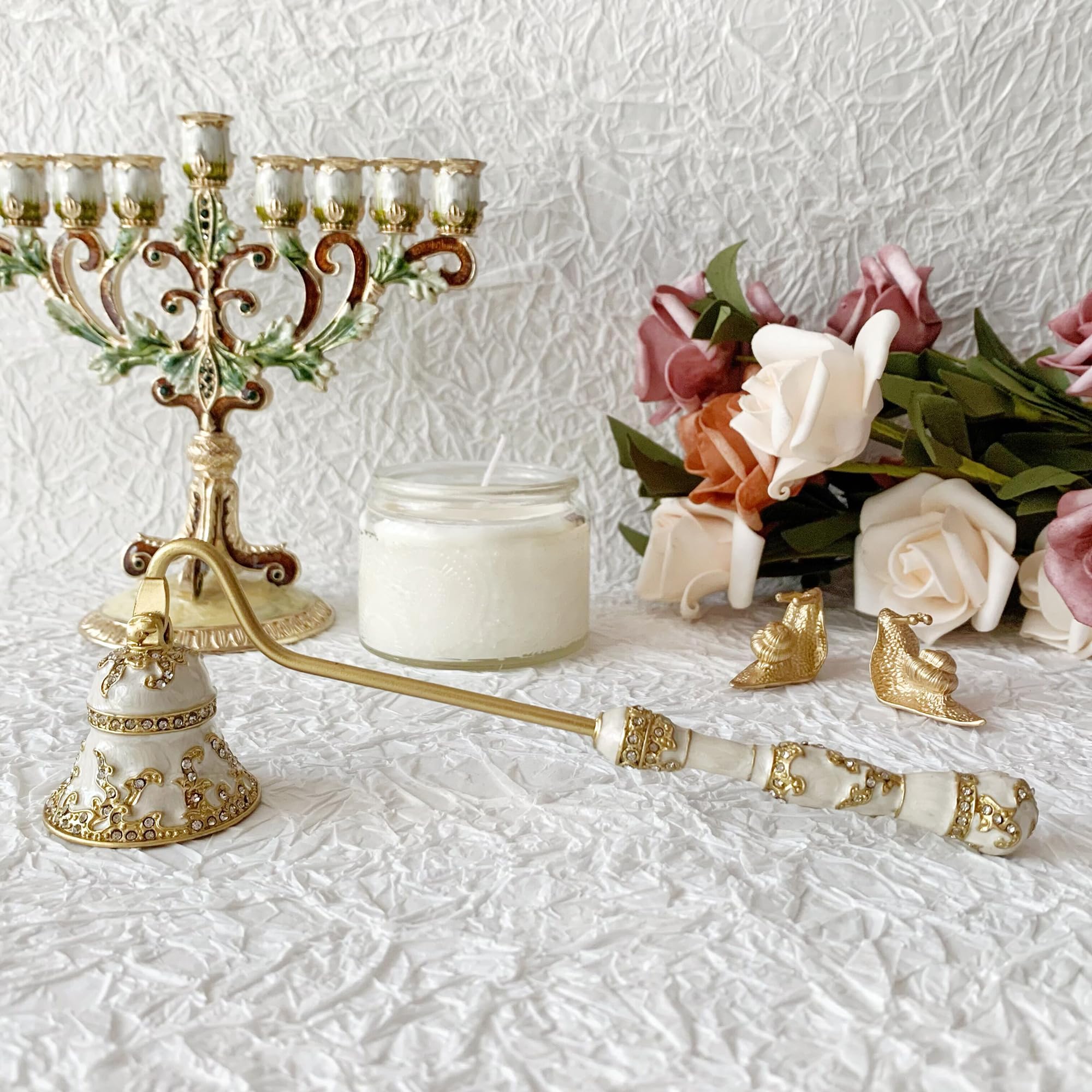 Collectible & Vintage Dolls For Halloween - Spegnitore di Candele Menorah di Lusso,