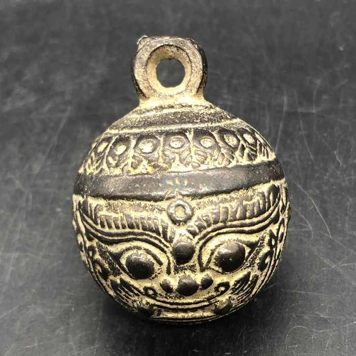 Campana Antica con Testa di Ti - Vintage Collectible Bells recensione e prezzo