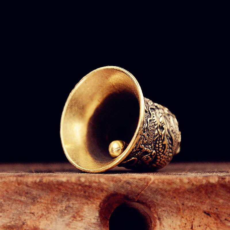 Totem del drago intagliato con - Vintage Collectible Bells recensione e prezzo