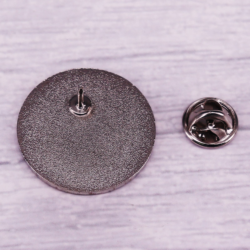 The- Adicts Spilla smaltata Di - Collectible Vintage Brooches recensione e prezzo
