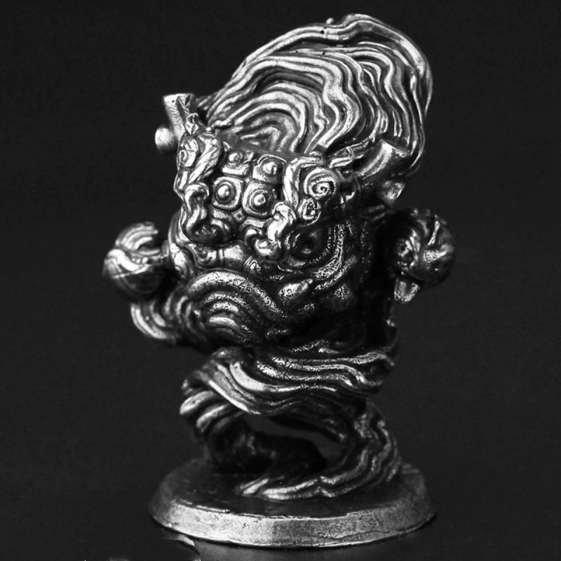 Miniatura di Leone Cinese in R - Vintage Collectible Christmas Ornaments recensione e prezzo